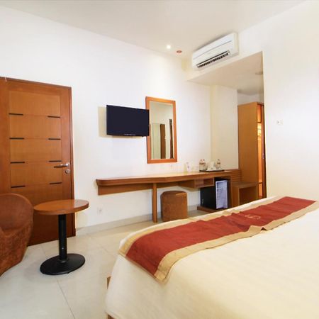 Hotel Bisanta Bidakara Tunjungan Surabaya Kültér fotó