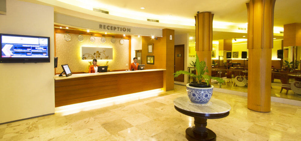 Hotel Bisanta Bidakara Tunjungan Surabaya Kültér fotó